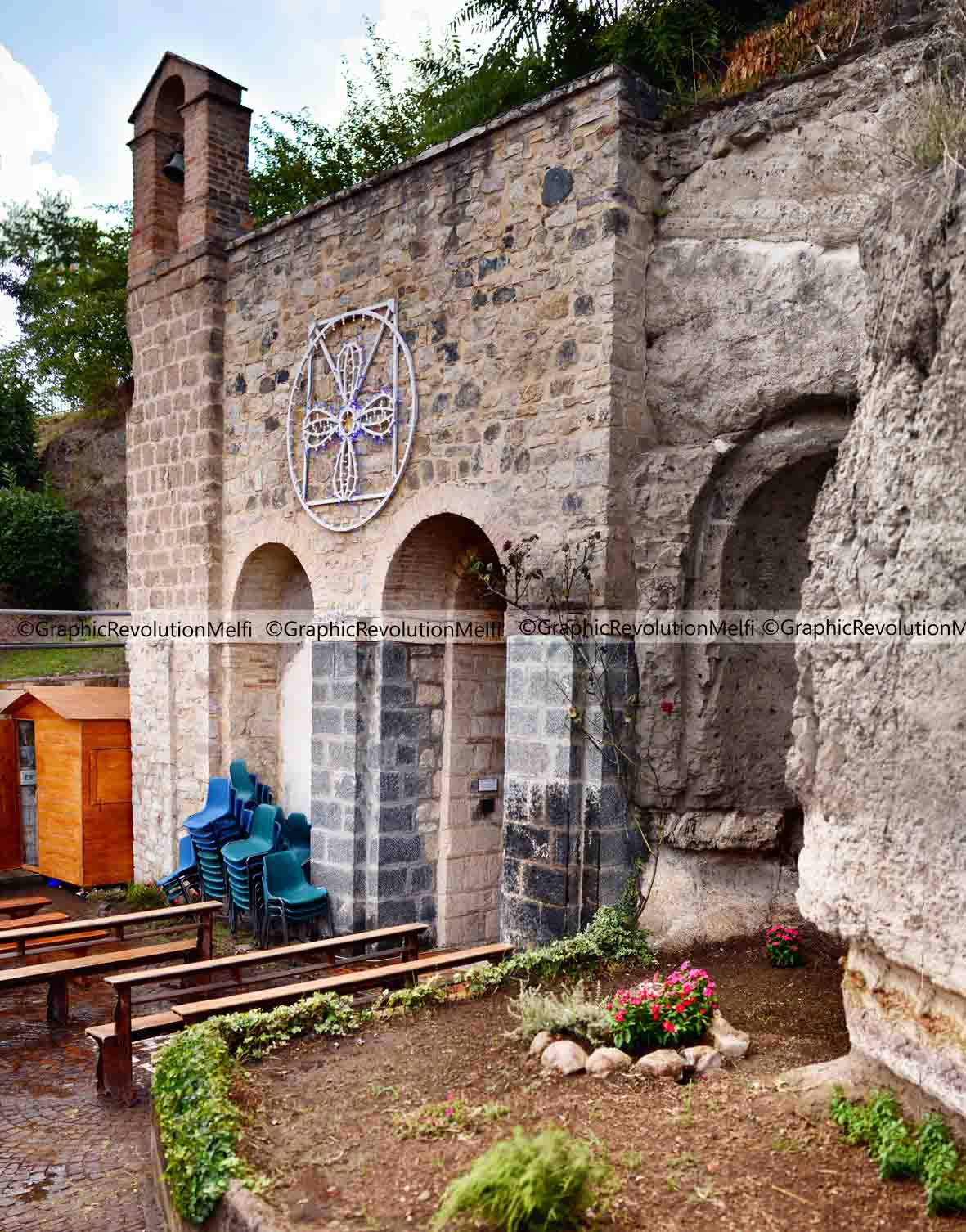 papa urbano spinelle melfi chiesa rupestre madonna
