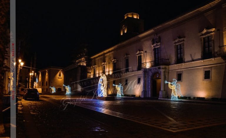 Melfi e le foto delle Luminarie di Natale: uno spettacolo per gli occhi e lo spirito