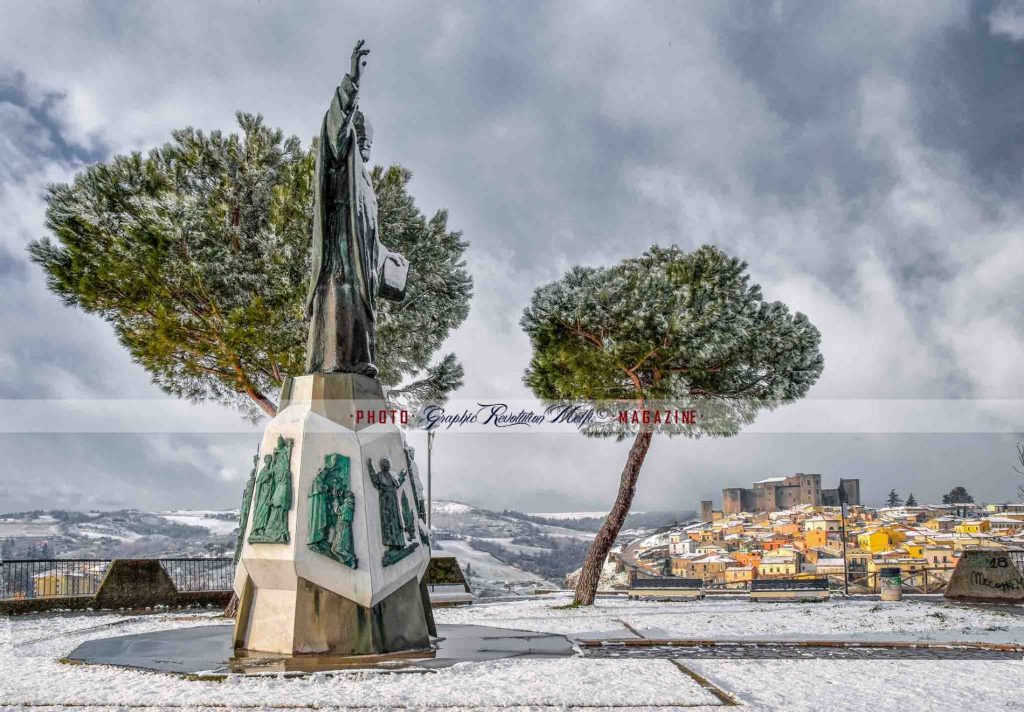 Melfi: le foto dell’incantevole paesaggio reso magico da un manto di neve