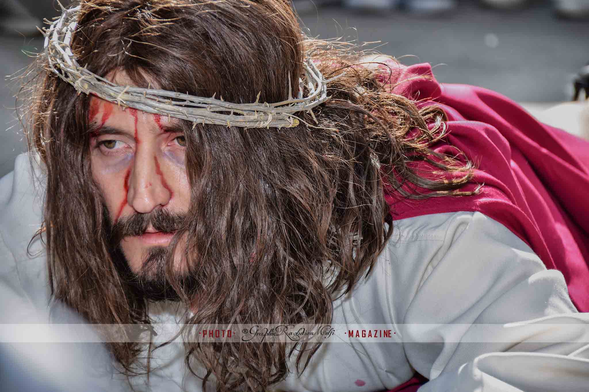 via crucis barile venerdì santo caduta di gesù