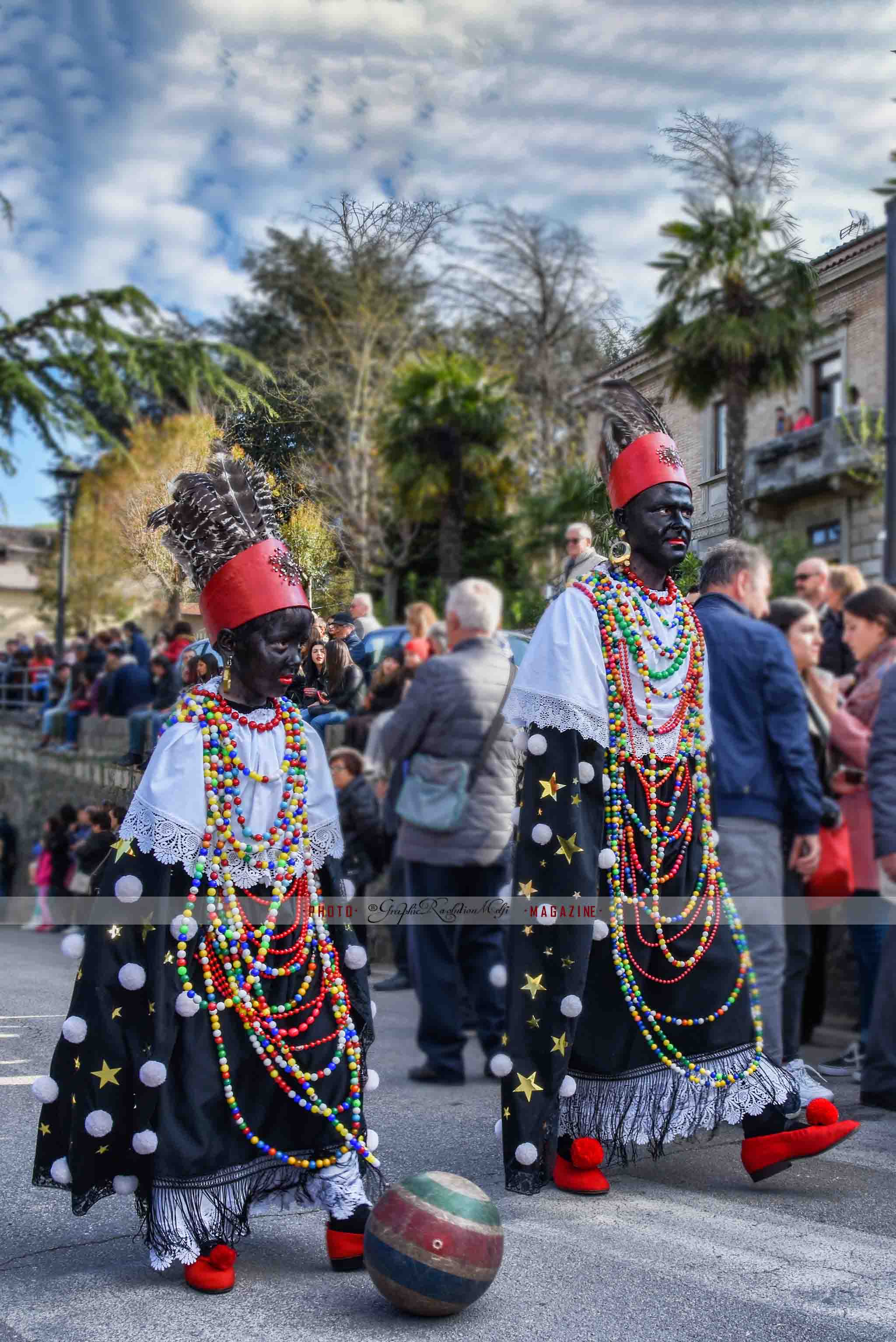 via crucis barile venerdì santo moro e moretto