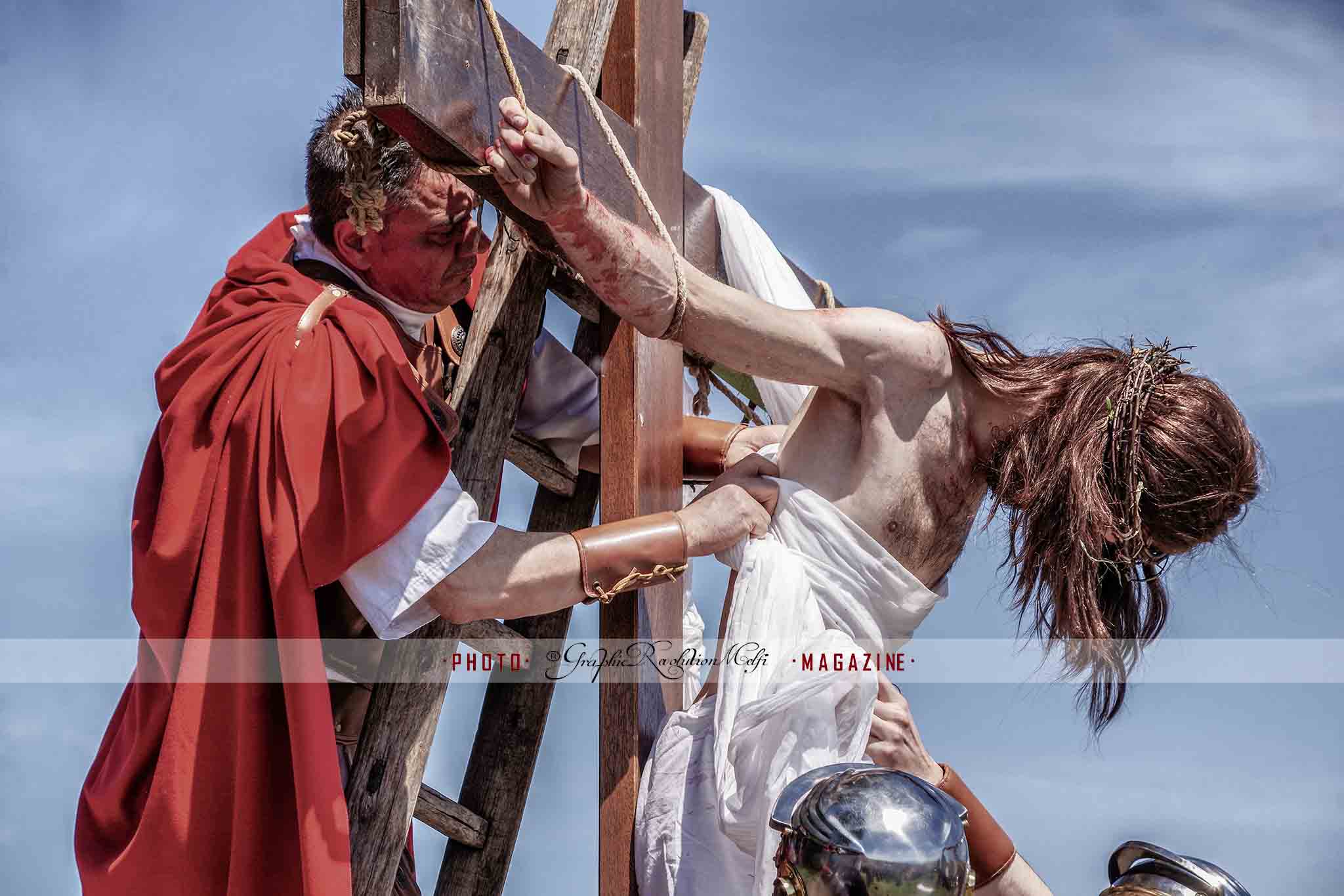 Foto Via crucis di rionero crocifissione