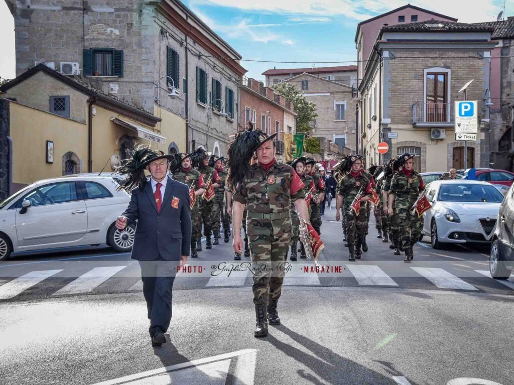 Melfi: arrivano i bersaglieri! Prima di partire per Matera la Fanfara di Ceggia …