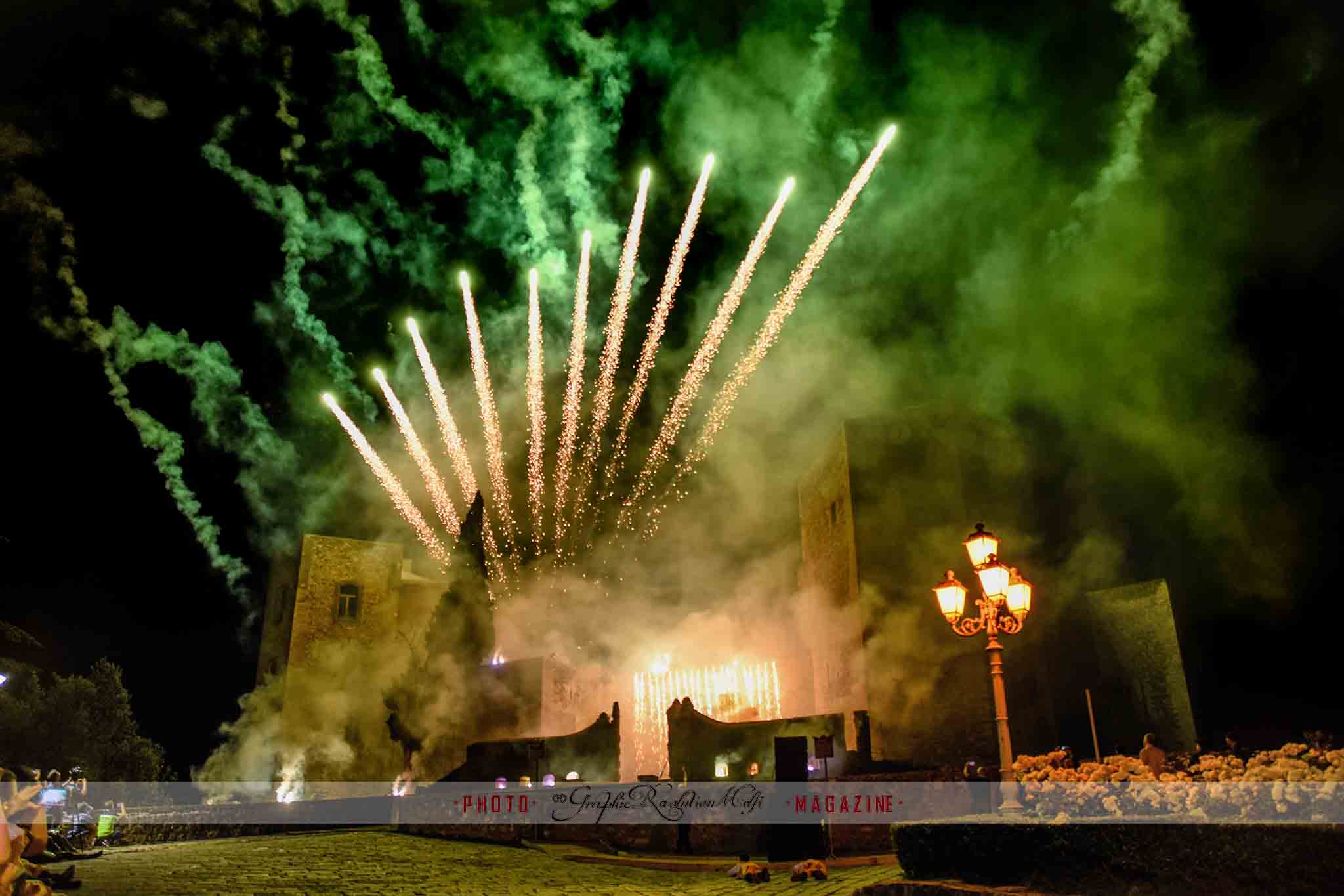 pentecoste melfi pasqua di sangue presa porta venosina assedio castello spettacolo piromusicale