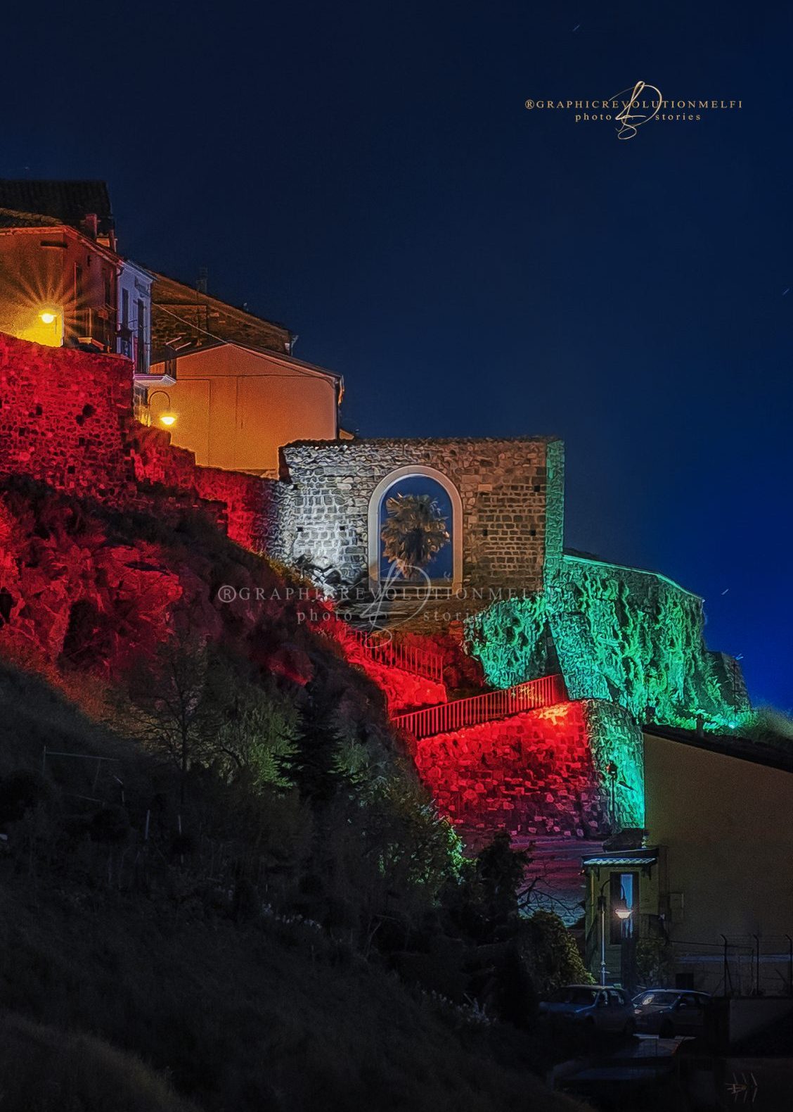 porta calcinaia melfi tricolore italia 25 aprile