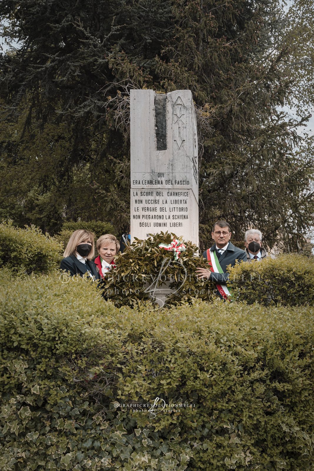 Melfi Festa della Liberazione Manifestazione del 25 Aprile 2022 sindaco giuseppe maglione tricolore basilicata via attilio di napoli