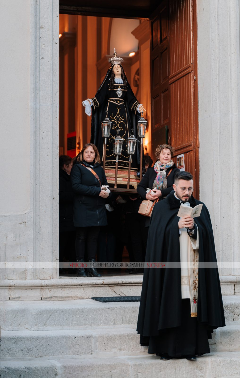 Riti della Pasqua Giovedí Santo Ultima Cena e Lavanda dei Piedi: Barile processione dell'Addolorata Chiesa Madre Don Davide