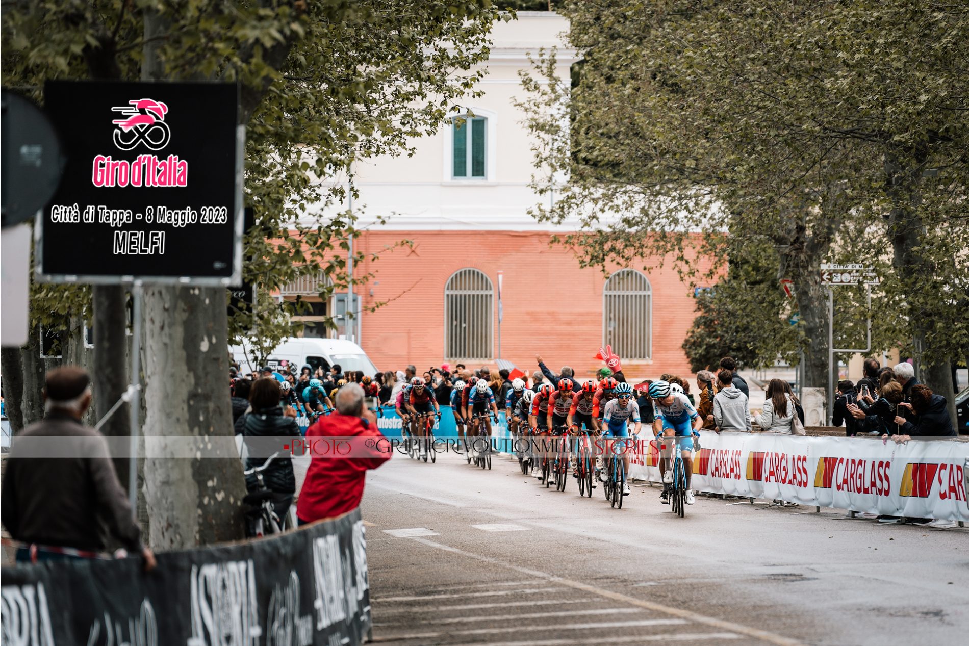 Giro d'Italia 2023 Terza Tappa Vasto Melfi le foto bici maglia rosa vincitore ciclismo team010bike
