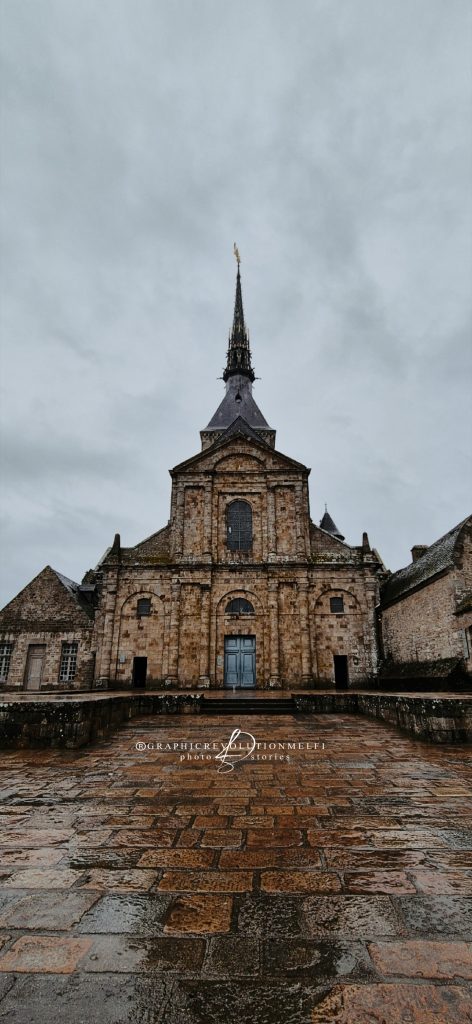 Visita Mont Saint Michel tra storia e mistero santuario linea sacra di san michele ley lines