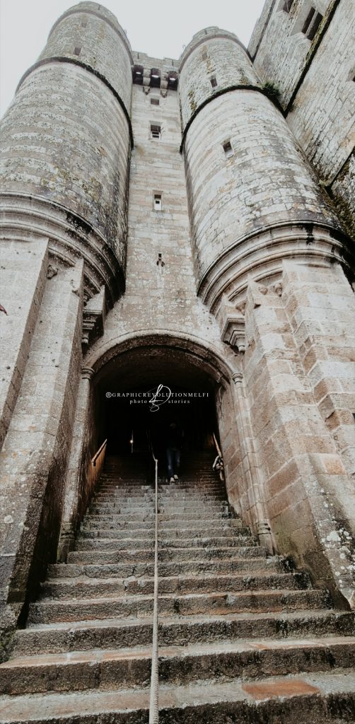 Visita Mont Saint Michel tra storia e mistero santuario linea sacra di san michele ley lines